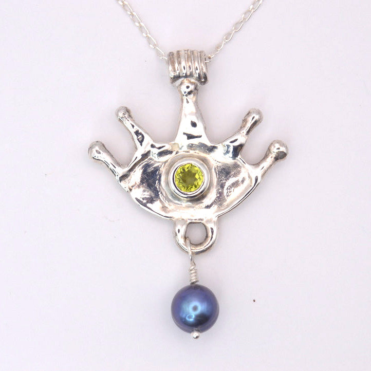 Third Eye Necklace | Spiritual Talisman with Peridot & Pearl