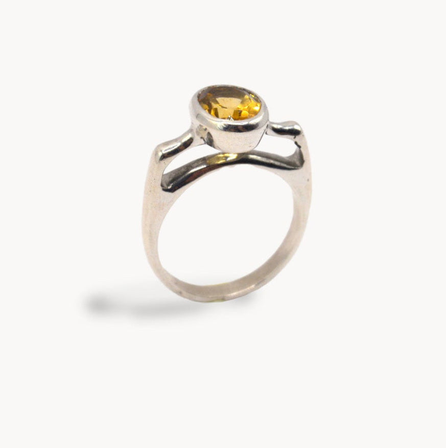Solara's Radiance | Art Deco Sterling Silver Ring with Citrine