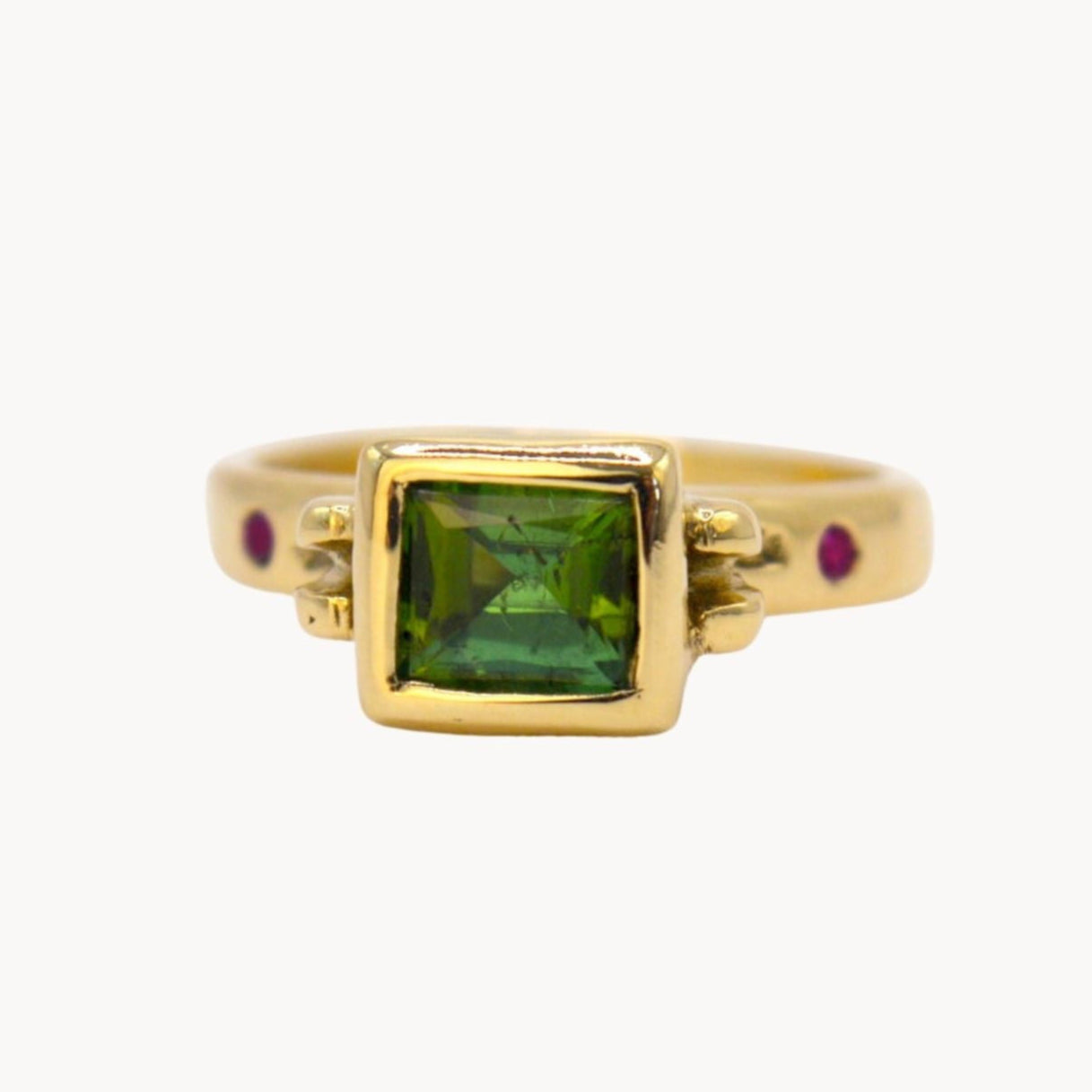 9ct Solid Gold Forest Green Tourmaline Ring with Pink Sapphires